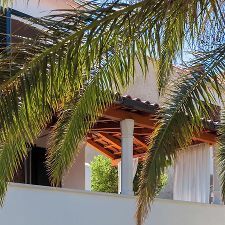 Impeccable 3-bed House In Supetar *
